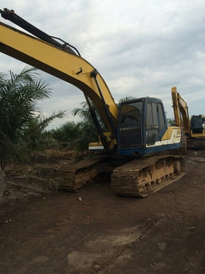 ขายรถแบคโฮ KOBELCO SK200-/// ระบบไฟเต็ม ไม่มีเอกสาร ราคา 600000 ขายรถแบคโฮ KOBELCO SK200-/// ระบบไฟเต็ม ไม่มีเอกสาร ราคา 600000