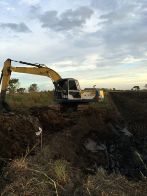 ขายรถแบคโฮ KOBELCO SK200-/// ระบบไฟเต็ม ไม่มีเอกสาร ราคา 600000