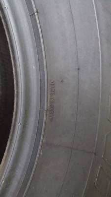 ยางใหม่ตกปี265/65/17 ปี 3715 NITTO 420S Japan