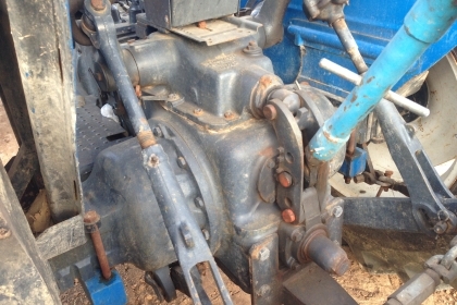 ขายรถไถ 2 เพลา Ford new holland 6610 มีภาพวีดีโอ สภาพสวยพร้อมใช้ ผานดันหน้า และผาน 7  ราคา685,000 บาท  โทร 081-9972972 089-8451778