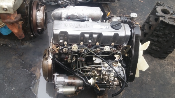 เครื่ิงยนต์ นิสสัน LD20II สวยๆ รับประกัน