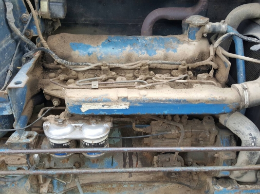 ขายรถไถ FORD 6600 เครื่อง T5เสื้อเรียบ  เครื่องดี ปั้มดี อุปกรณ์ ดันหน้า หาง3 ขายตามสภาพที่เห็นในรูป ราคา. 225,000 บาท โทร.080-1085007 บอล