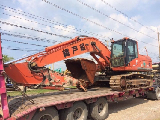 ขายรถแบคโฮ CAT 322C ปี 2005 มีลายหัวกระแทก รถนอกนำเข้าเองจากญี่ปุ่น สภาพสวยพร้อมใช้งาน ขายรถแบคโฮ CAT 322C ปี 2005 มีลายหัวกระแทก รถนอกนำเข้าเองจากญี่ปุ่น สภาพสวยพร้อมใช้งาน