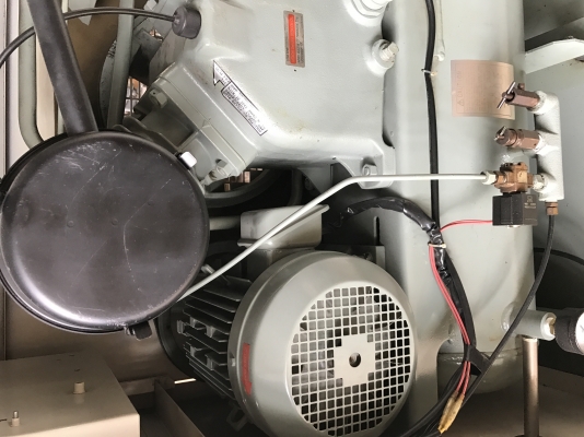 ขายปั๊มลม HITACHI หัว 5 แรง ขายปั๊มลม HITACHI หัว 5 แรง