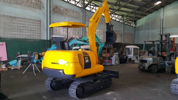 ขาย รถขุด KOMATSU รุ่น PC25-1- มือสองญี่ปุ่น แทรกเหล็กสวย สลัก บูท เอวแน่น 100\% คอนโทรลสั้น สวยพร้อมใช้งาน มือถือ/LINE ID : 0818753444 ขาย รถขุด KOMATSU รุ่น PC25-1- มือสองญี่ปุ่น แทรกเหล็กสวย สลัก บูท เอวแน่น 100\% คอนโทรลสั้น สวยพร้อมใช้งาน มือถือ/LINE ID : 0818753444
