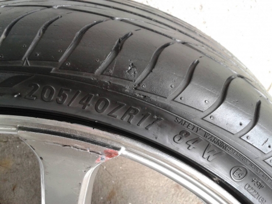 ล้อแท้ขอบ17นิ้ว4รู100/114 พร้อมยาง ชุดนี้ ราคา 6900 บาท ล้อแท้ขอบ17นิ้ว4รู100/114 พร้อมยาง ชุดนี้ ราคา 6900 บาท