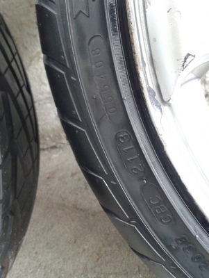 ล้อแท้ขอบ17นิ้ว4รู100/114 พร้อมยาง ชุดนี้ ราคา 6900 บาท ล้อแท้ขอบ17นิ้ว4รู100/114 พร้อมยาง ชุดนี้ ราคา 6900 บาท