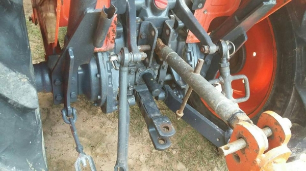 ขายรถไถ คูโบต้าL3608 ทำงานพันเก้าร้อย ชม.สภาพสวย พร้อมลงงาน