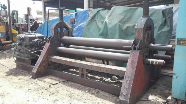 ** SOLD ** แท่นม้วนเหล็กแผ่นมือสอง 5 ฟุต 150 cm ม้วนหนา 9 mm เครื่องเก่าเก็บพร้อมใช้