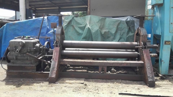 ** SOLD ** แท่นม้วนเหล็กแผ่นมือสอง 5 ฟุต 150 cm ม้วนหนา 9 mm เครื่องเก่าเก็บพร้อมใช้