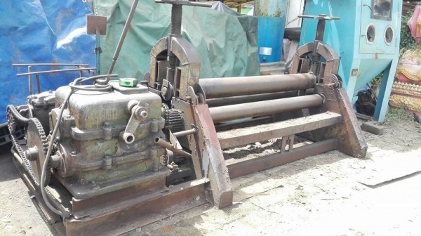 ** SOLD ** แท่นม้วนเหล็กแผ่นมือสอง 5 ฟุต 150 cm ม้วนหนา 9 mm เครื่องเก่าเก็บพร้อมใช้