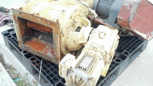 แอร้อก Rotary Valve มี 2 ขนาด ปาก 9" // 12"  ของนอกถอดออกจากโรงงานทำช้อกโกแล็ต