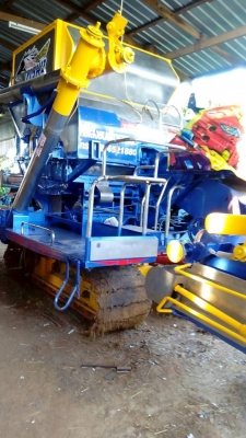 ขายรถเกี่ยวข้าว ไทยเส็ง มดจอมพลังบิ้วใหม่ ปี57 เครื่องHINO JO อุ้ม2ตัน สภาพพร้อมเช็คใหม่ทั้งคันกำลังลงงาน