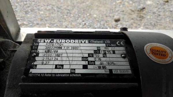 ** Sold ** สายพานลำเลียงสแตนเลสใช้ในอุตสาหกรรมอาหาร สภาพสวยสดใหม่พร้อมใช้งาน