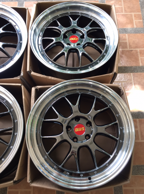 ล้อ BBS LM-R ขอบ 20 สภาพสวย สีเดิม ไม่มีซ่อม ราคาไม่แพง