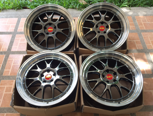 ล้อ BBS LM-R ขอบ 20 สภาพสวย สีเดิม ไม่มีซ่อม ราคาไม่แพง