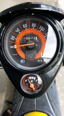 HONDA SCOOPY-i รุ่นลายกราฟฟิค ราคามิตรภาพ ฟรีค่าโอน