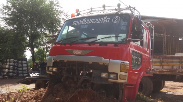 ขายด่วนหัวเก๋งHINO 3ใบปัดพร้อมใช้สามารถนำไปติดตั้งได้เลย