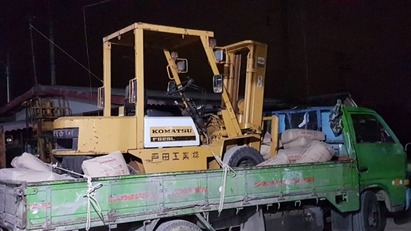 ขายด่วนรถยกKOMATSU FG25-8 ยก2.5ตันเสาสูง3เมตรทูฟรียางตัน4เส้นรถนอกเพื่งนำเข้ามายังไม่เคยใช้งานในเมืองไทยเลย=รุ่นใหม่ขายถูกๆๆ ขายด่วนรถยกKOMATSU FG25-8 ยก2.5ตันเสาสูง3เมตรทูฟรียางตัน4เส้นรถนอกเพื่งนำเข้ามายังไม่เคยใช้งานในเมืองไทยเลย=รุ่นใหม่ขายถูกๆๆ
