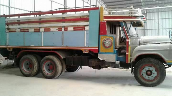 สิบส้อหน้ายาวสองเพลา