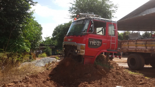ขายด่วนหัวเก๋งHINO 3ใบปัดพร้อมใช้สามารถนำไปติดตั้งได้เลย