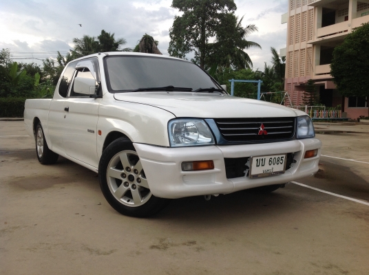สตาด้า mega cab เครื่องดีเซล 2.5 TURBO เครื่องดี แอร์หนาว พ.พาวเวอร์ ล้อแม็ก สีขาวมุก แซสซีสวย รถเดิ สตาด้า mega cab เครื่องดีเซล 2.5 TURBO เครื่องดี แอร์หนาว พ.พาวเวอร์ ล้อแม็ก สีขาวมุก แซสซีสวย รถเดิ
