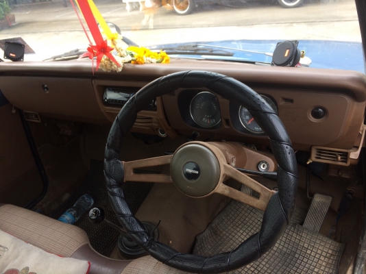 ขาย Mazda Familia สภาพเดิมๆ เครื่องแน่นๆ