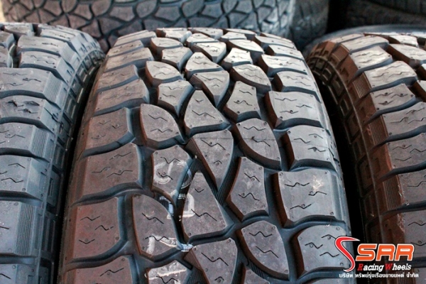 MICKEY THOMPSON STZ 265/70R17 เส้นละ 8,500 บาท MICKEY THOMPSON STZ 265/70R17 เส้นละ 8,500 บาท