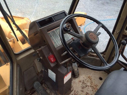 ขายรถตัก Komatsu WA 300-1 รถนอกนำเข้า  สภาพสวย พร้อมใช้ ราคาถูกมากๆ  081-9485494