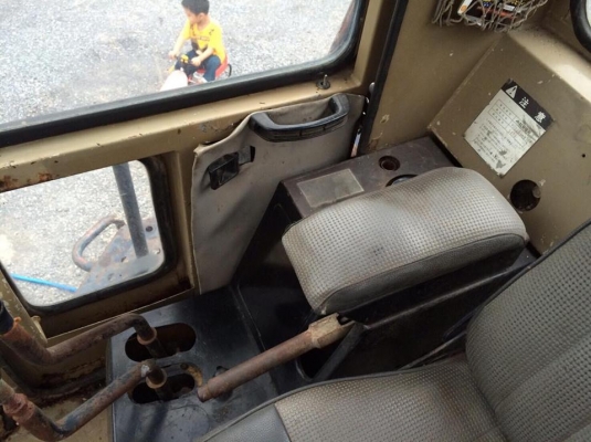 ขายรถตัก Komatsu WA 300-1 รถนอกนำเข้า  สภาพสวย พร้อมใช้ ราคาถูกมากๆ  081-9485494