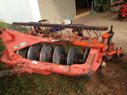 ขายผานพรวนคูโบต้่า พร้อมคราดใส่ M50 M60