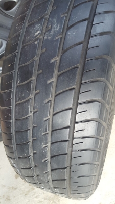 ขายล้อHONDA JAZZ 15สีกัล พร้อมยาง 4 ล้อ ขายล้อHONDA JAZZ 15สีกัล พร้อมยาง 4 ล้อ