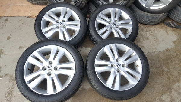 ขายล้อHONDA JAZZ 16 พร้อมยาง 4 ล้อ