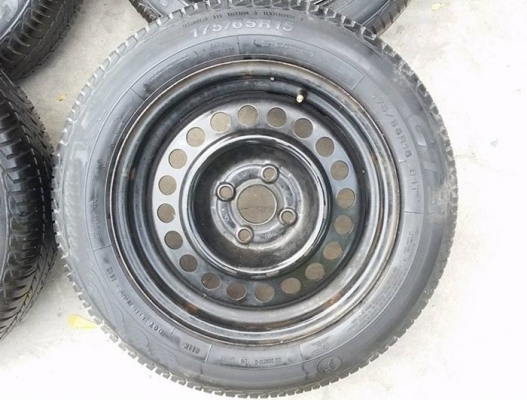 ขายล้อกะทะ15 HONDA 4 รู100 พร้อมยางฝาครอบ 4 ล้อ