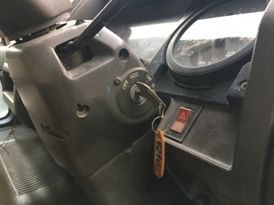 ขายหัวเก๋ง Hino 3ใบปัด นำเข้าจากญึ่ปุ่น ราคาถูกๆ สนใจติดต่อ 081-948-5494