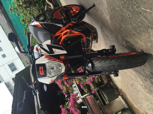 ขาย KTM 690Duke ปี 2015 พร้อมขี่รถวิ่งน้อยมากๆจอดมากกว่าขี่ขาย KTM 690Duke ปี 2015 พร้อมขี่รถวิ่งน้อยมากๆจอดมากกว่าขี่