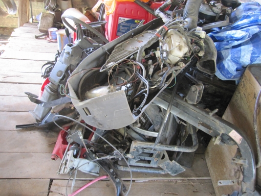 หลุดจองซื้อเดือนนี้ลดให้อีกครับหัวเก๋งฮีโน่ซุปเปอร์เสี่ยหัวนอก ไม่มีผุ โดนมาด้านหน้าขวา เอาขึ้นสภาพปกติแล้วเหลือทำสี อุปกรณ์ครบ