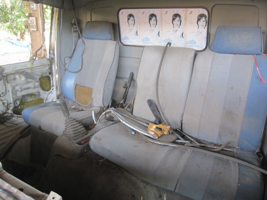 หลุดจองซื้อเดือนนี้ลดให้อีกครับหัวเก๋งฮีโน่ซุปเปอร์เสี่ยหัวนอก ไม่มีผุ โดนมาด้านหน้าขวา เอาขึ้นสภาพปกติแล้วเหลือทำสี อุปกรณ์ครบ