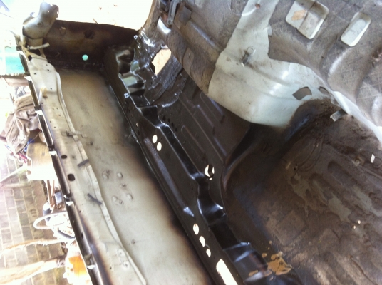 หลุดจองซื้อเดือนนี้ลดให้อีกครับหัวเก๋งฮีโน่ซุปเปอร์เสี่ยหัวนอก ไม่มีผุ โดนมาด้านหน้าขวา เอาขึ้นสภาพปกติแล้วเหลือทำสี อุปกรณ์ครบ