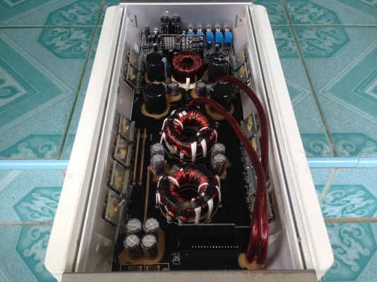 แอมป์คลาสดี soundmatch2000.1D(ค่ายโอเวอร์แมท)มือสองสภาพดีเดิมๆไม่เคยซ่อมใช้งานปกติเบสดีมาก ขับซับ10"-12"หล่อ(ว้อยไม่เกิน3"ได้สบาย)ขาย 2750 บาท สนใจ0892425454 อยู่สระบุรีส่งได้