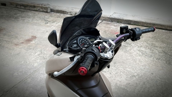 ขาย Pcx125i ปี53 สีทองเครื่องเดิม ตัวท๊อป IDling Stop ขาย Pcx125i ปี53 สีทองเครื่องเดิม ตัวท๊อป IDling Stop