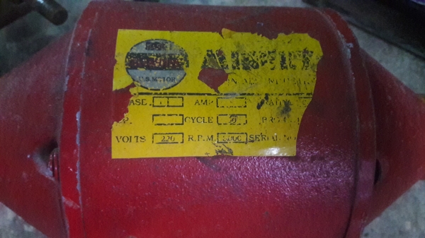 ขาย !! เจียตั้งโต๊ะ ขนาด1/2แรง220v.พร้อมใช้งาน