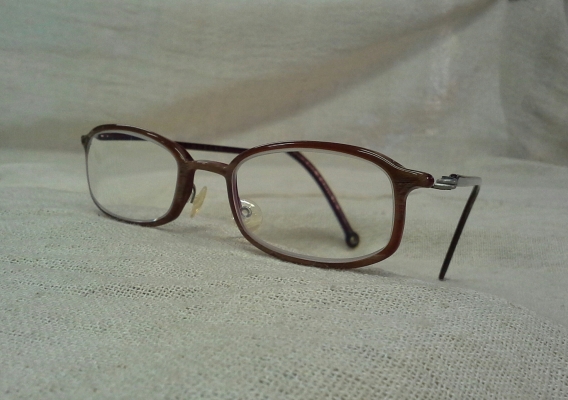 แว่นสายตายาวระดับท็อปคลาสของโลก Authentic LINDBERG handmade in Denmark ค่าสายตา +300 แว่นสายตายาวระดับท็อปคลาสของโลก Authentic LINDBERG handmade in Denmark ค่าสายตา +300