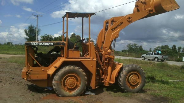 ขายด่วน รถตัก KAWASAKI 60Z เอวอ่อน สภาพพร้อมใช้งาน เครื่องปั้มแรงดี รถพร้อมทำงาน เอกสารสัญญาซื้อขาย