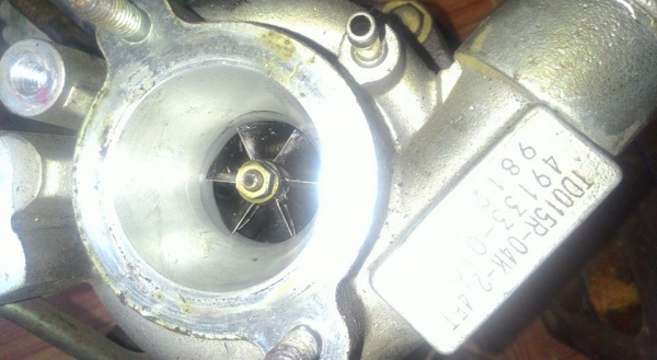 เทอร์โบรถไถสูบเดียว TD015