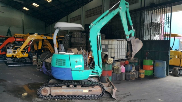 ขาย รถขุด IHI รุ่น 30JX มือสองญี่ปุ่น แทรกเหล็กสวย สลัก บูท เอวแน่น 100\% ปั้มนิ่ว ทำงานไวดี ทุกระบบ พร้อมใช้งาน มือถือ/LINE ID: 0818753444