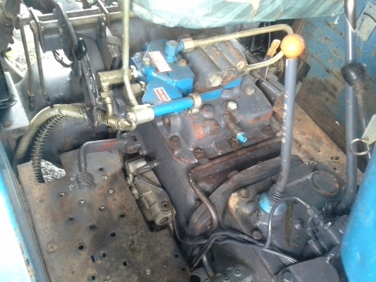 ขายนิวฮอแลน 7810 S คาราโล่เกียรกลาง 8&times;2  6สูบสวยเดิมตามสภาพพร้อมใช้ เอกสารอินวอย