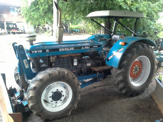 ขายนิวฮอแลน 7810 S คาราโล่เกียรกลาง 8&times;2  6สูบสวยเดิมตามสภาพพร้อมใช้ เอกสารอินวอย