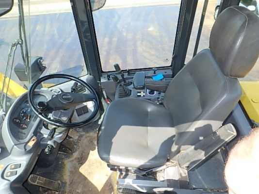 ขาย รถตักล้อยาง KOMATSU WA100-5 สวยแจ่ม ไร้ที่ติ นำเข้าจากญี่ปุ่น โทร.090-986-2521 อ๊อบ ขาย รถตักล้อยาง KOMATSU WA100-5 สวยแจ่ม ไร้ที่ติ นำเข้าจากญี่ปุ่น โทร.090-986-2521 อ๊อบ