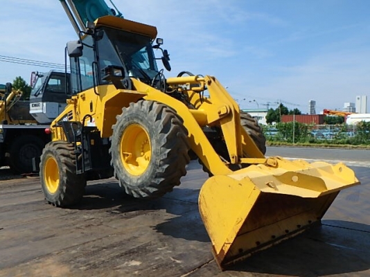 ขาย รถตักล้อยาง KOMATSU WA100-5 สวยแจ่ม ไร้ที่ติ นำเข้าจากญี่ปุ่น โทร.090-986-2521 อ๊อบ